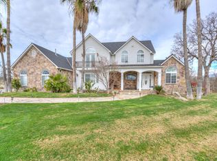 14760 Blue Drake Ln, Prather, CA