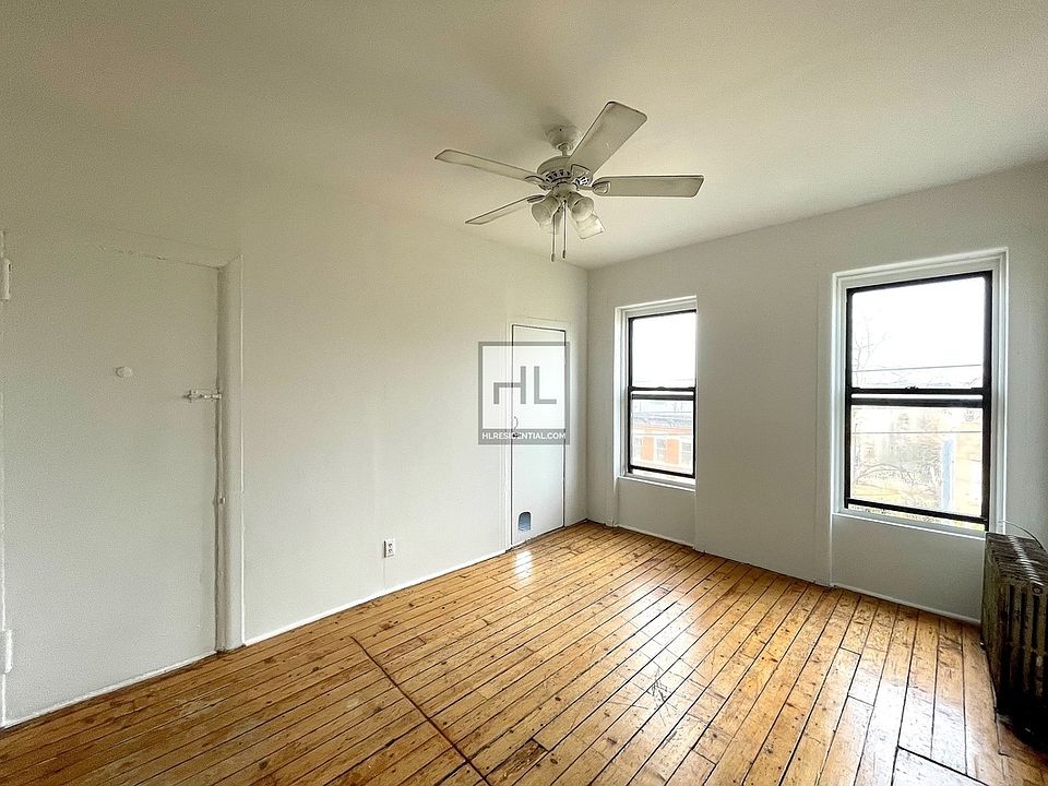 1st image of 326 Van Brunt St APT 4L