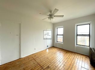 326 Van Brunt St APT 4L, Brooklyn, NY 11231