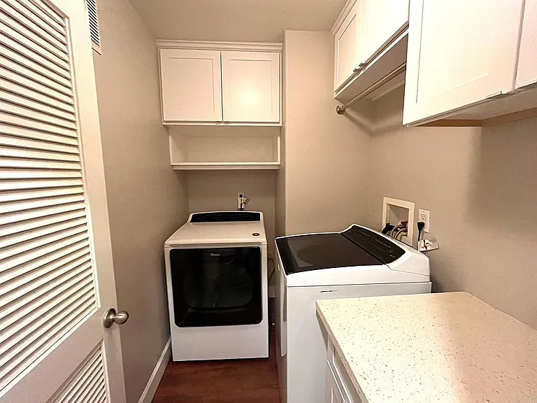820 Harbor Cliff Way #260 — Photo 25