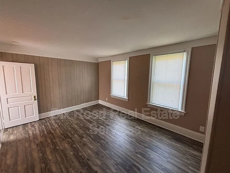 332 Hudson Ave — Photo 40
