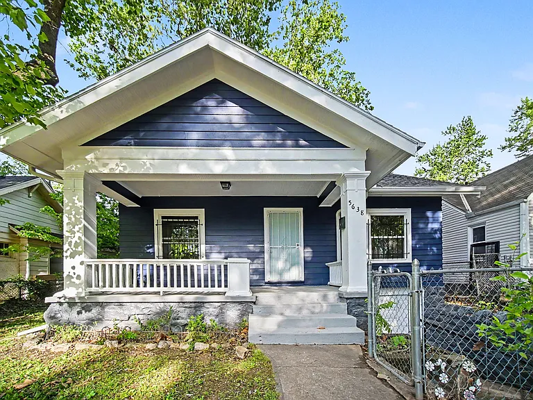 5638 Woodland Ave — Photo 3