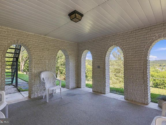 5th image of 7121 Kingstead Dr