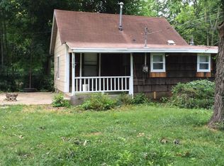 1109 SW 24th St, Topeka, KS 66611