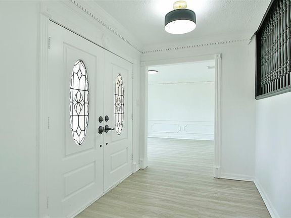 2nd image of 8419 Rebawood Drive