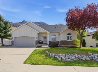 10262 N 3900th St W, Cedar Hills, UT 84062