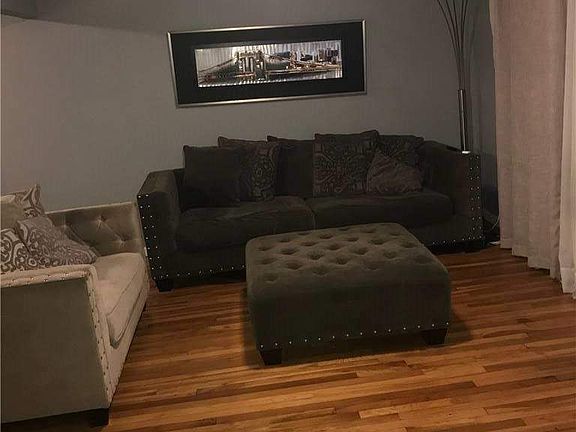 3rd image of 15838 77th Ave #1