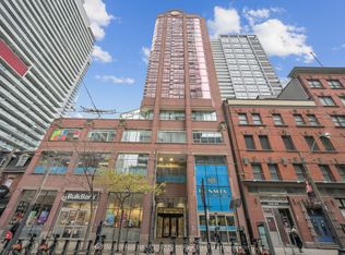 The 393 On King, Toronto, ON M5V 3G8