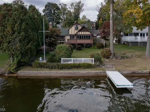 428 W Shore Trl, Sparta Twp., NJ 07871