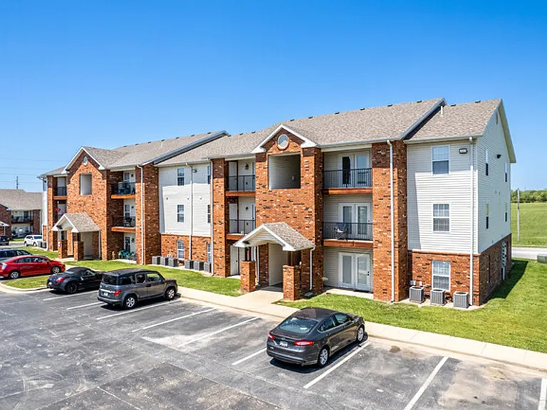 Southernwood Apartments — Photo 84