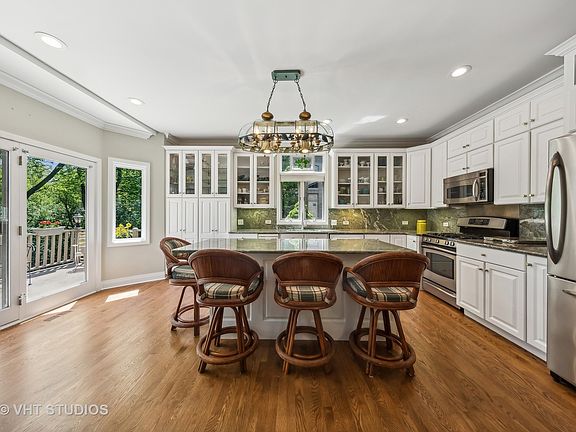 5th image of 4917 Creek Dr