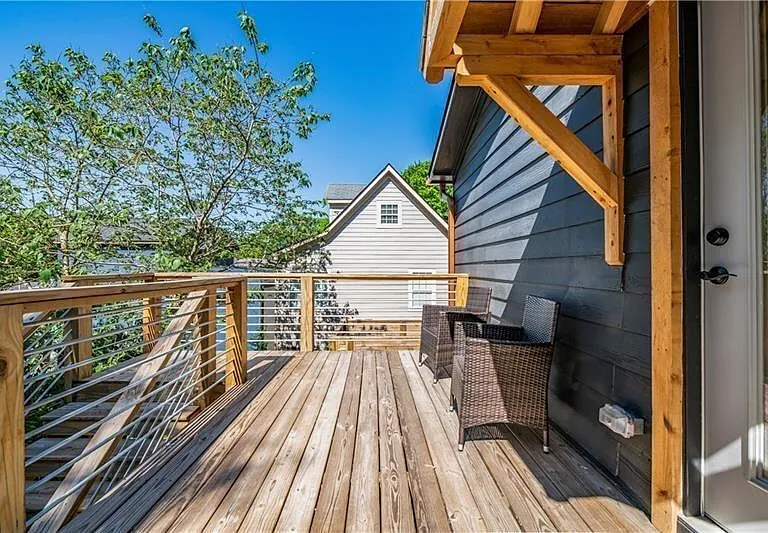 767 Terry St SE #B — Photo 37