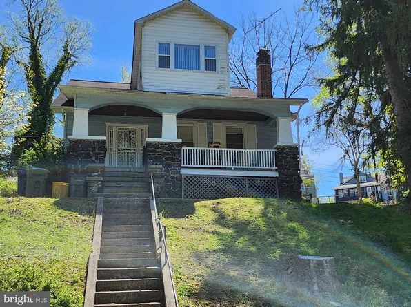 3713 Chesholm Rd, Baltimore, MD 21216
