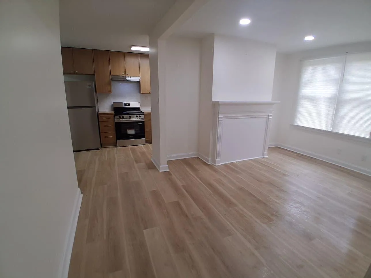 2 bed, 1220 sqft, $1,800 — Photo 4