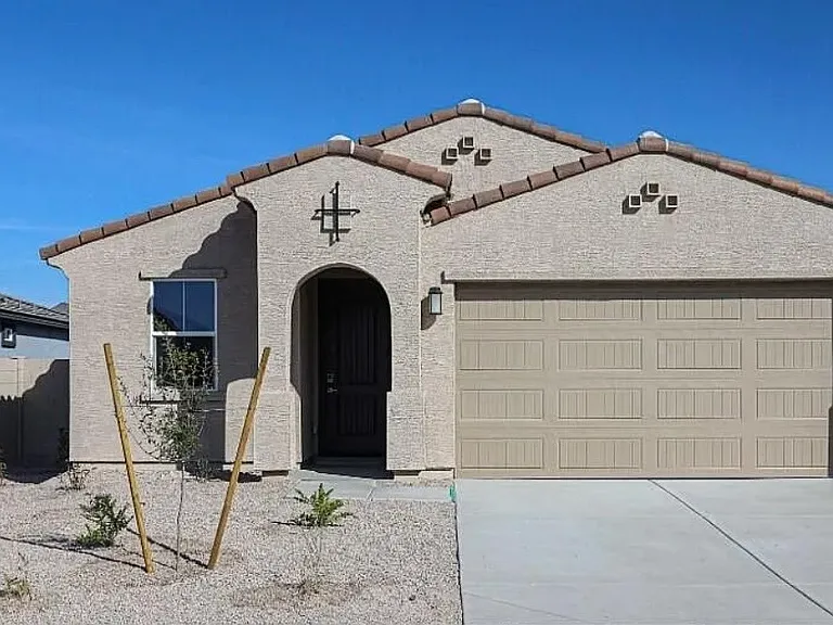 24562 W Hopi St — Photo 1