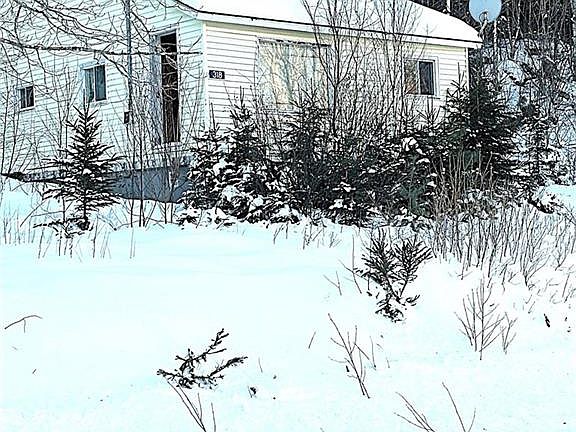 2nd image of 318 Carrolls Crossing Rd