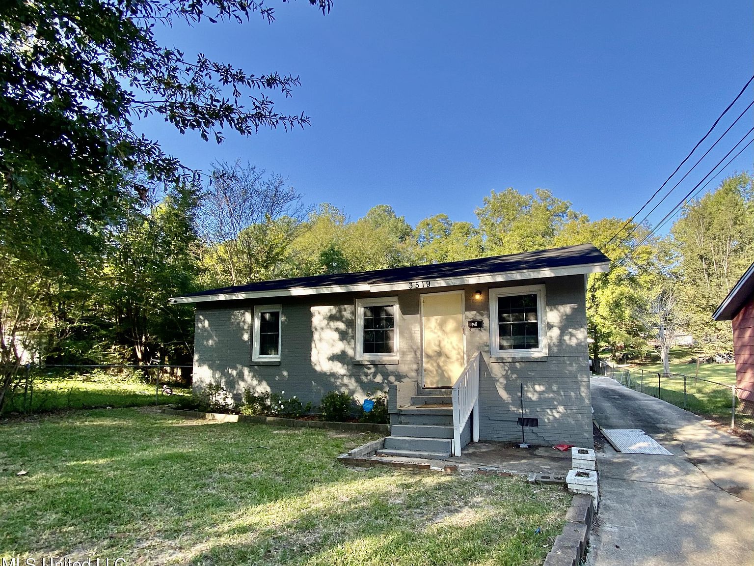 3519 Cottage St, Jackson, MS 39213 | Zillow