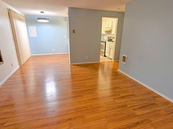 Living Room & Diningroom