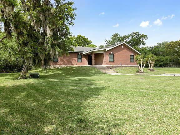 3rd image of 5366 Appleblossom Ln