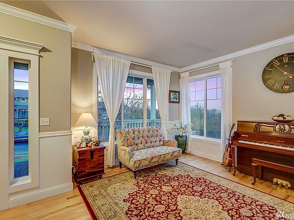 3rd image of 7106 82nd Street Ct E