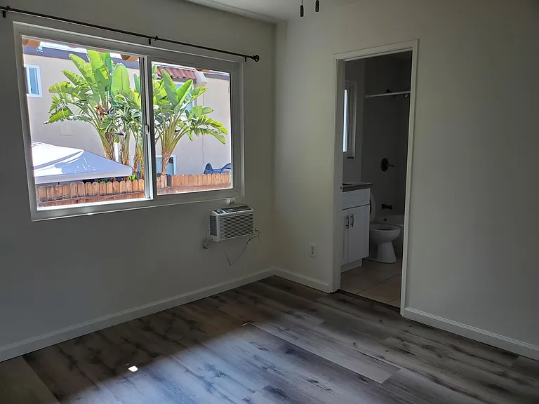 787 N Adele St #C — Photo 7