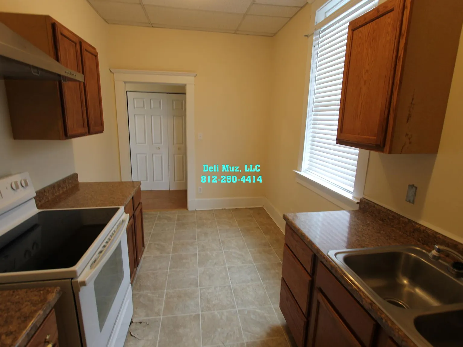 3 bed, 1.5 bath, 1100 sqft, $800 — Photo 4