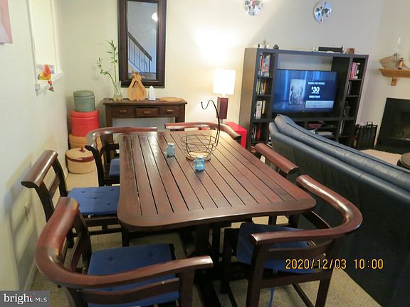 5th image of 1641 S Hayes St #1