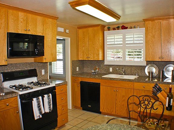 5th image of 7832 Nardian Way