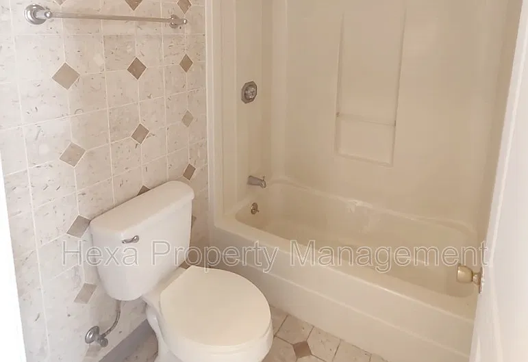 Quality Mobile Home Park — Photo 4