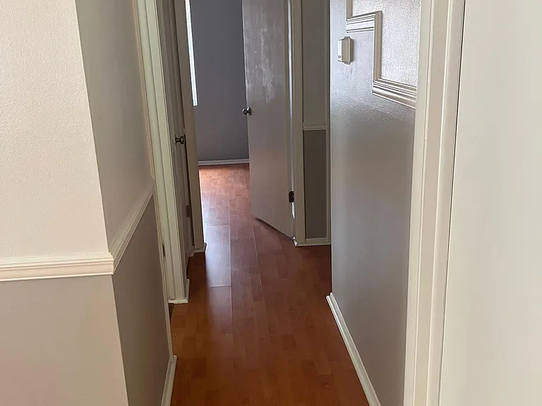 2314 E Crystal Lake Ave — Photo 15