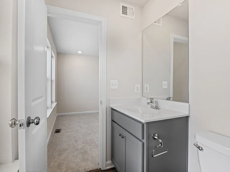 105 Milburn Dr — Photo 22