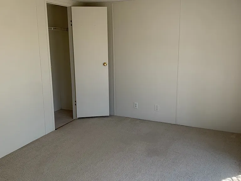3415 Hunter Rd — Photo 2