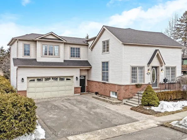 49 Mill St, Milton, ON L9T 1R7