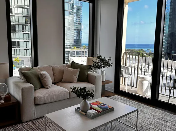 987 Queen St, Honolulu, HI