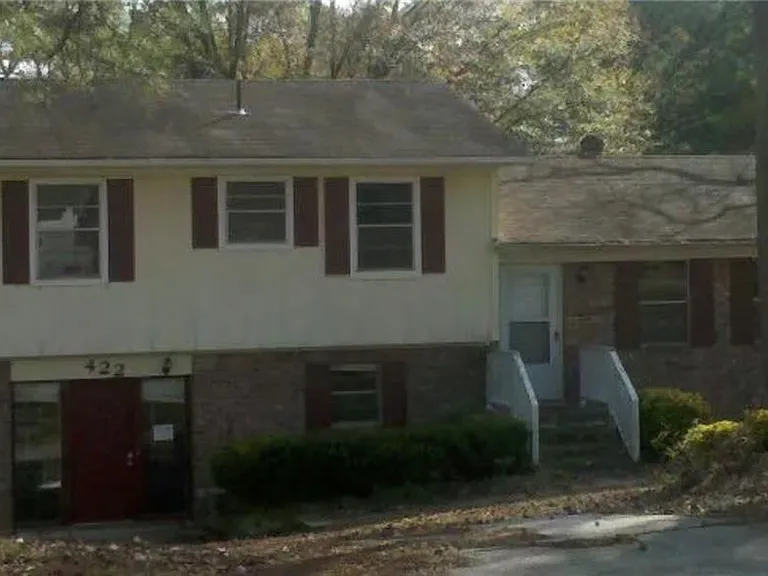 422 Emmett St — Photo 1