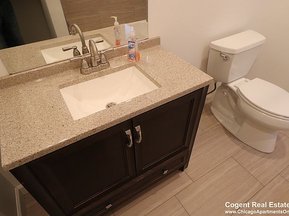 3rd image of 2935 N Milwaukee Ave #3