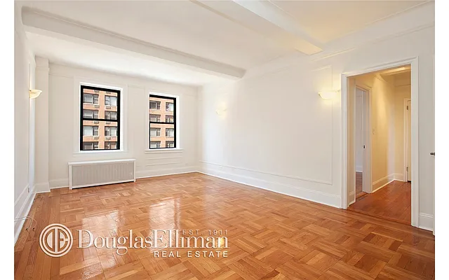 Rented by Douglas Elliman | media 23