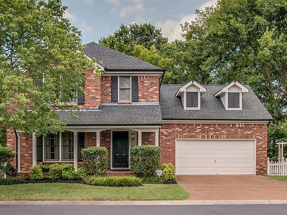 2nd image of 434 Belle Pointe Dr