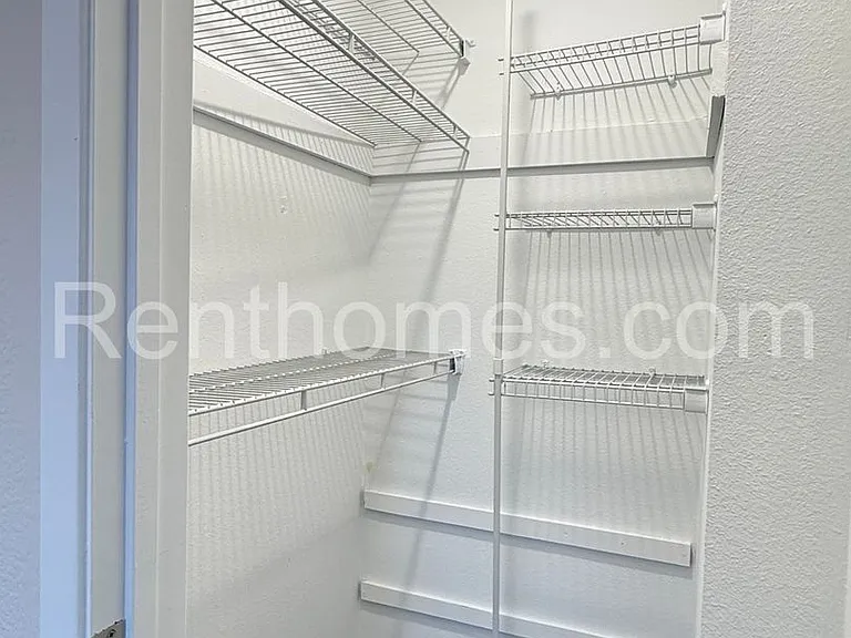 13322 Thunderhead St — Photo 15