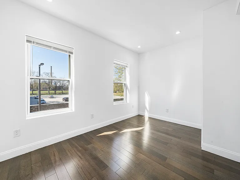 2319 N College Ave #B — Photo 13