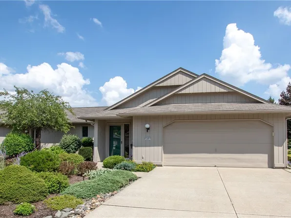12451 Altis Ct, Strongsville, OH 44149