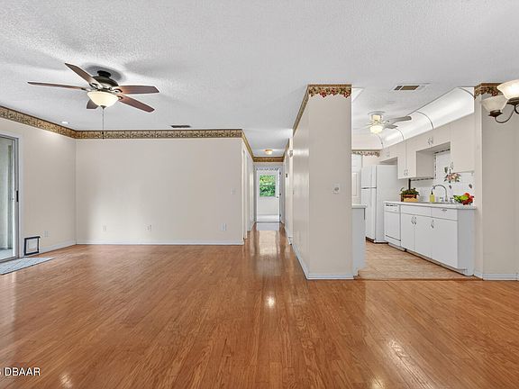 4th image of 101 Bent Tree Dr APT 39