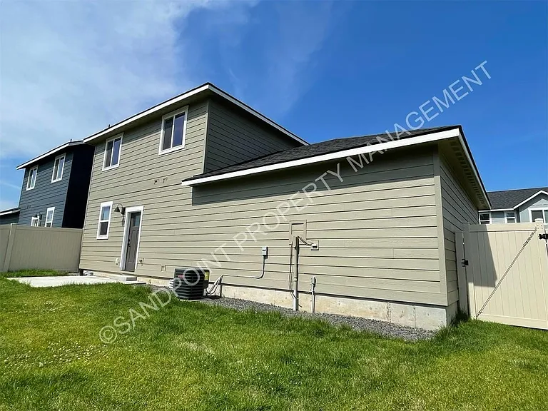 36 Shooting Star Dr — Photo 4