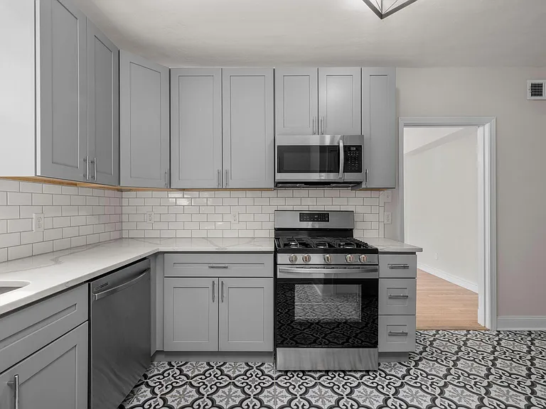 7701 Wise Ave #2S — Photo 10