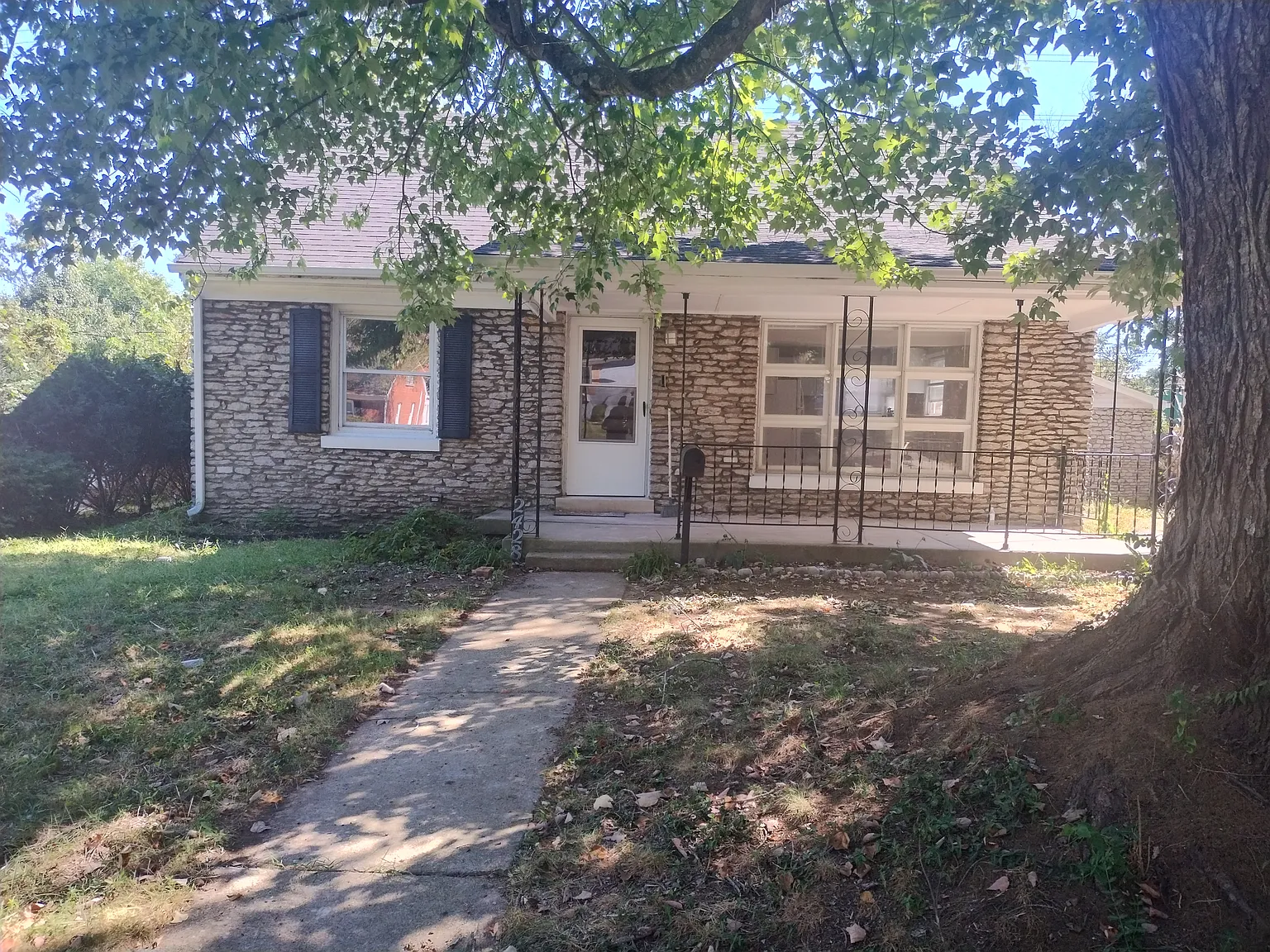 3 bed, 1603 sqft, $1,695 — Photo 1