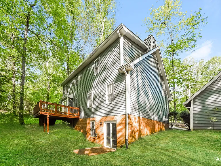 2084 Tree Top Bnd — Photo 15