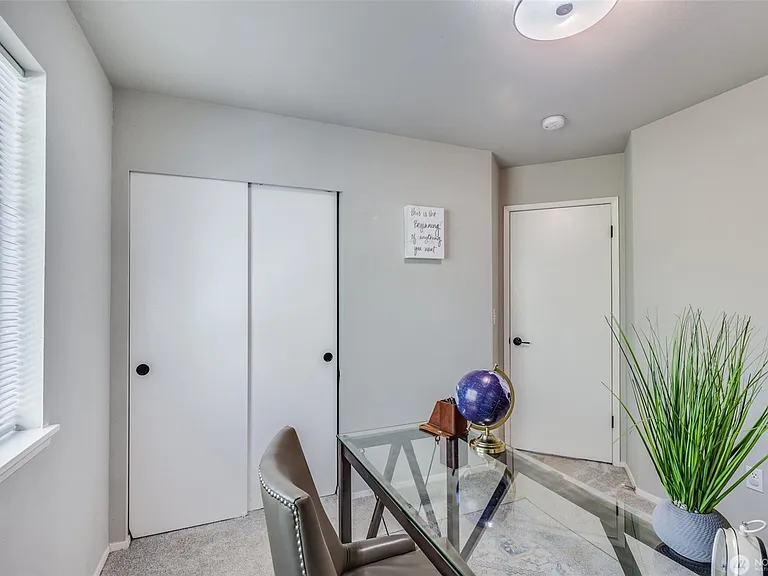 2125 Bridgeport Way W #2125 — Photo 20