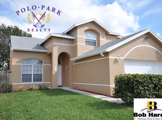 137 Heatherwood Dr, Royal Palm Beach, FL 33411