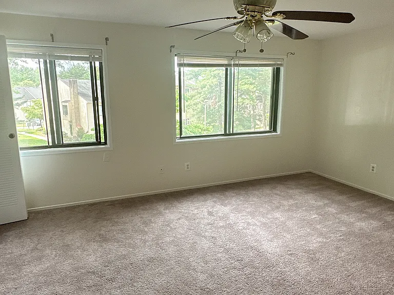 9325 Chadburn Pl — Photo 12