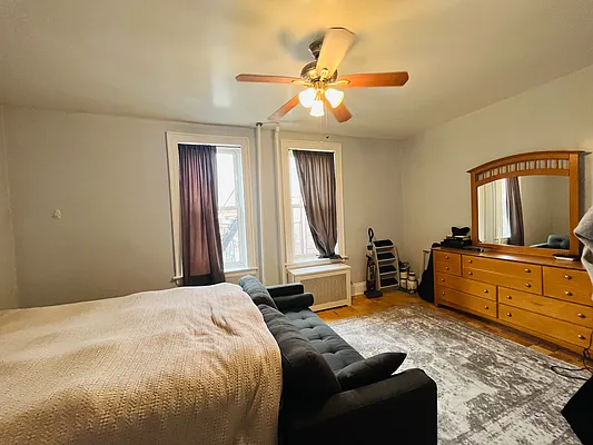 Rented by Daniel Gale Sotheby's International Realty | media 7